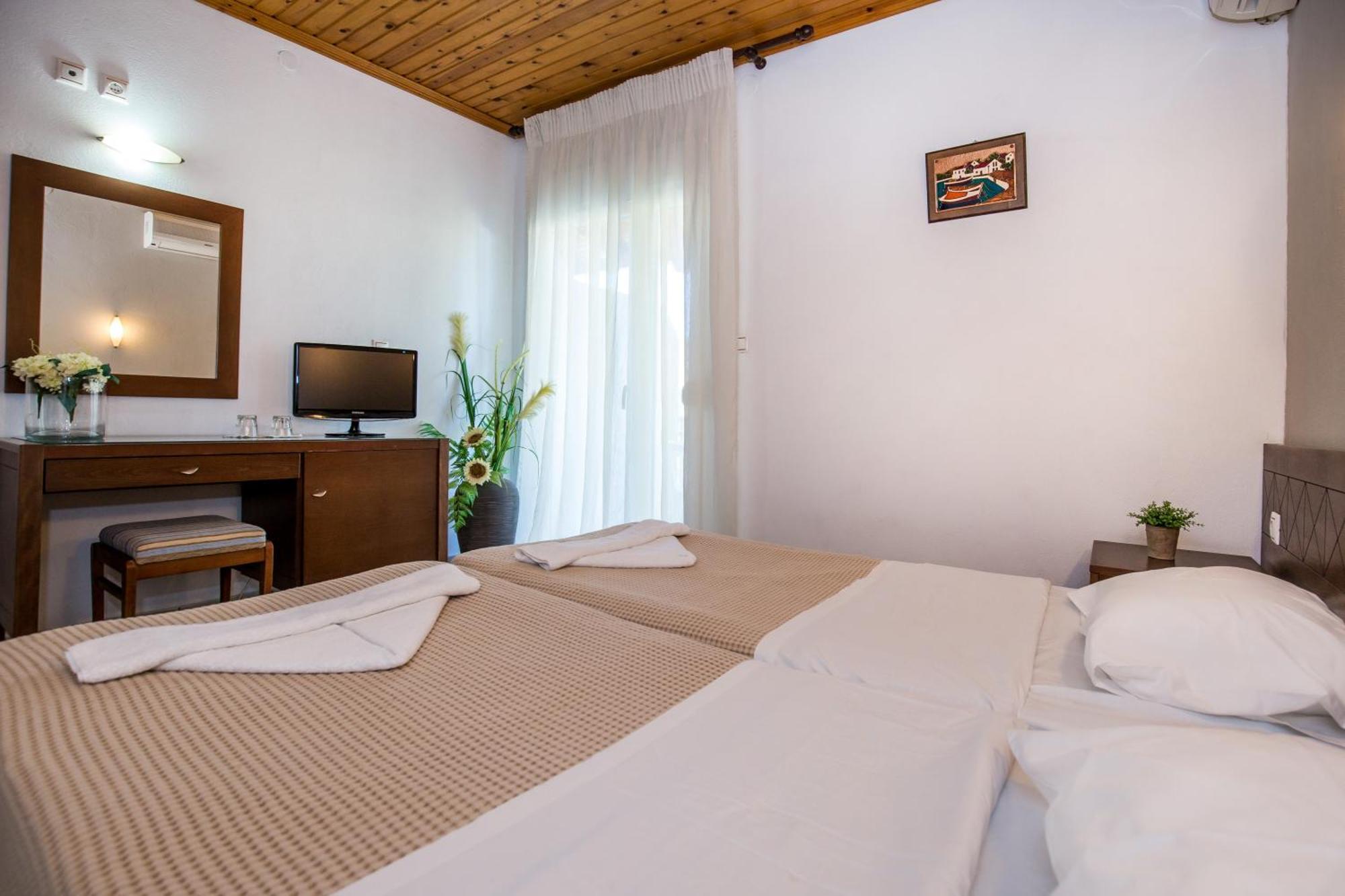 Astris Sun Hotel Quarto foto
